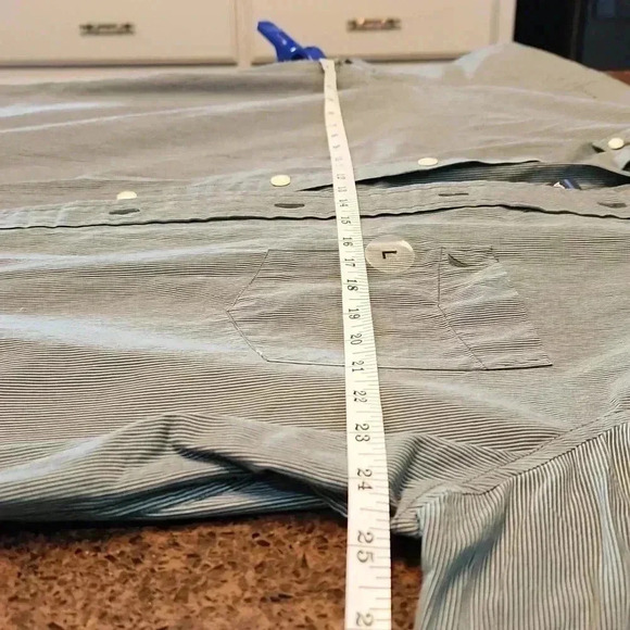 Nautica long-sleeved short style WR0468 Sanded poplin pinstriped shirt. Large - Picture 9 of 11